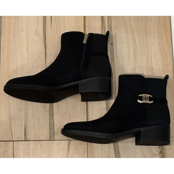 NIB Tommy Hilfiger Womens Imiera Black Faux Suede Ankle Booties sz 10 - Picture 3 of 9